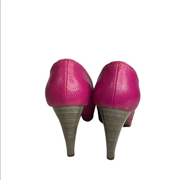 Escada Laurél Bow Heels / Pumps - Picture 6 of 13